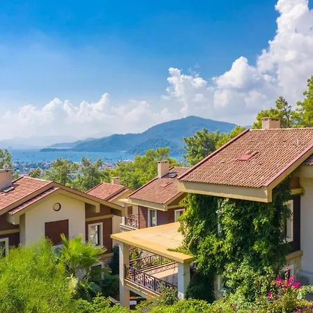 Tatil Evi Göcek Deniz Manzaralı 4+2 Sami *